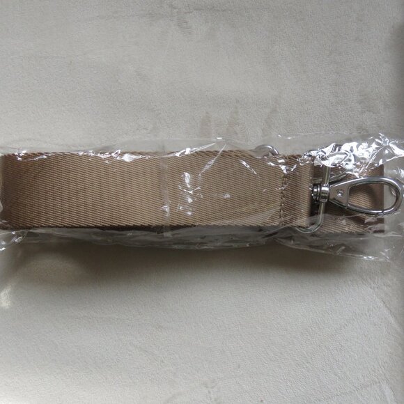 NWOT IHKWIP Camel Beige Replacement Adjustable Guitar Crossbody Strap MSRP $25 - Picture 10 of 12
